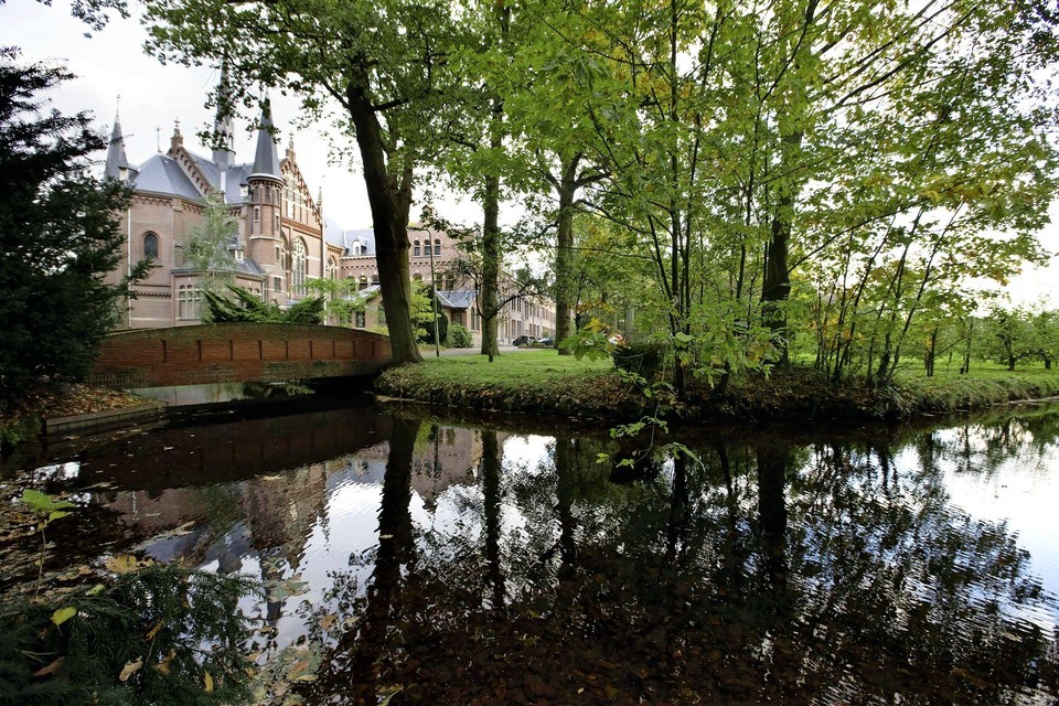 Er ligt een plan klaar voor een nieuwe invulling van het landgoed van Huize Bijdorp, alleen heeft de gemeente Voorschoten nog geen tijd om het plan in behandeling te nemen.