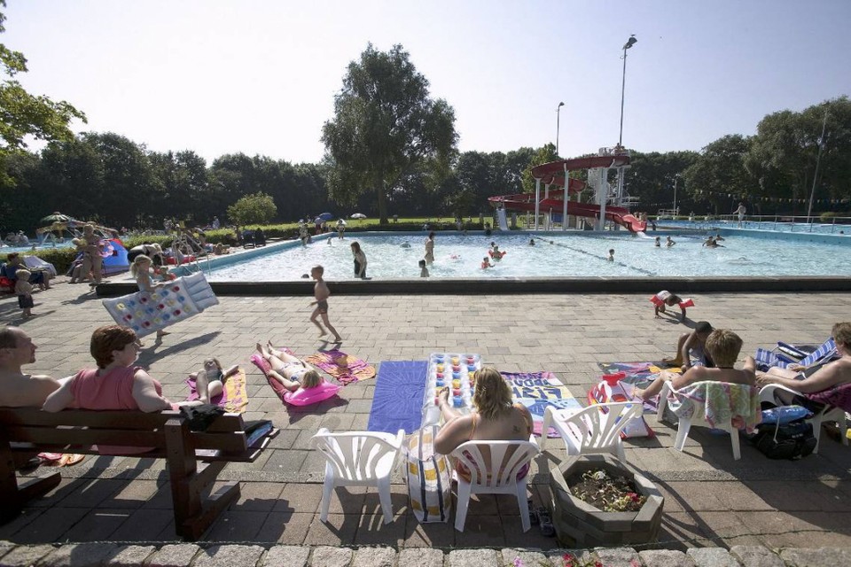 Actie voor behoud zwembad De Vliet in Leiden / archieffoto HDC Media 