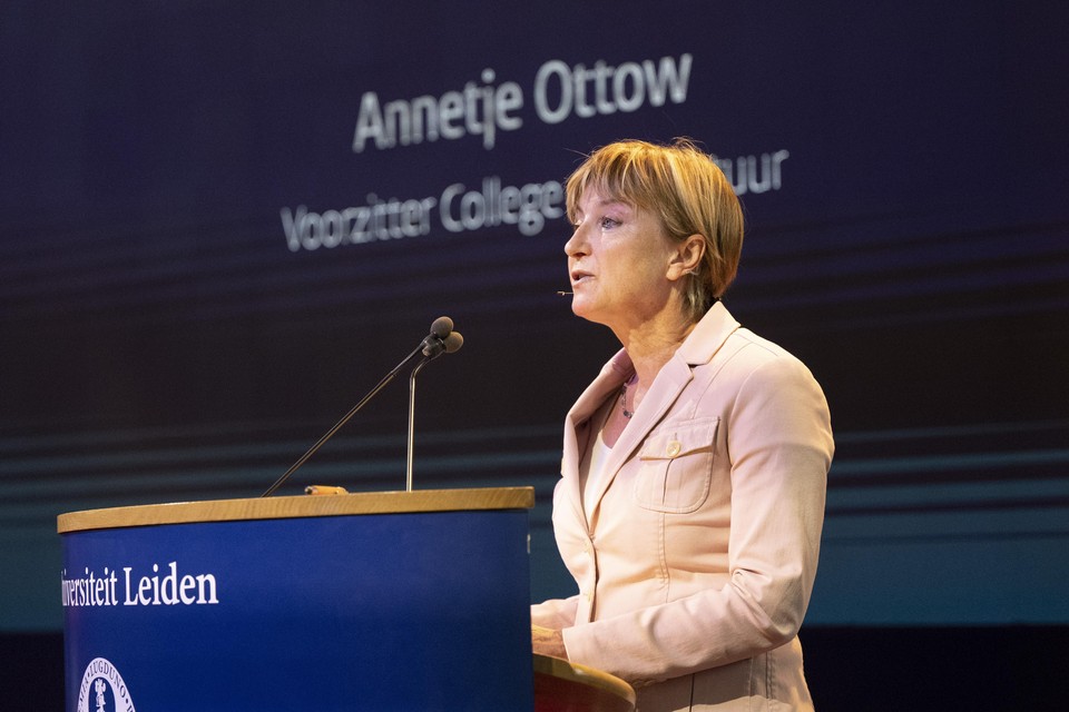 Annetje Ottow tijdens de opening van het Academisch Jaar 2022-’23 in de Leidse Pieterskerk.