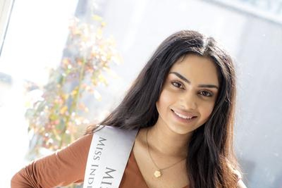 Erisha Ghogli is Miss Indian Beauty 2017.