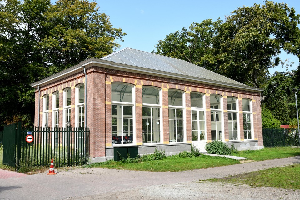 De oranjerie, een van de historische gebouwen op landgoed Duinrell.
