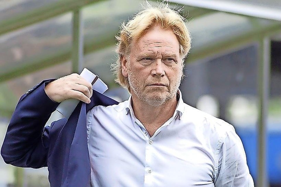 Trainer Jack van den Berg van VV Katwijk.