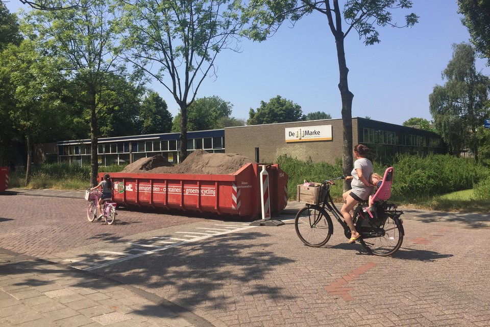 Het oude schoolpand van De Marcke wordt nog dit jaar gesloopt. Op deze plek komt nieuwbouw voor de Teldersschool en Daltonschool Leiden.