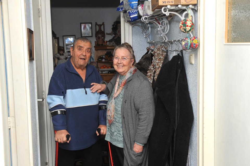 De ouders van Patrizia en Giovanna Duin kunnen hun huis niet uit voor renovatie.