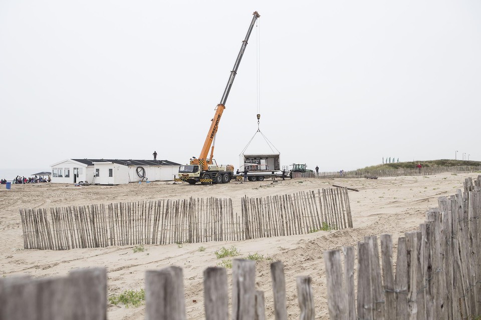 Katwijkse strandtenten moeten binnen de duizend vierkante meter blijven.