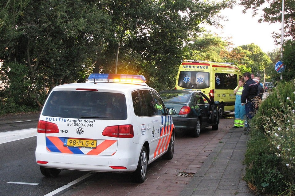 Bestuurder snorscooter gewond bij val in Noordwijkerhout. Foto VOLmedia