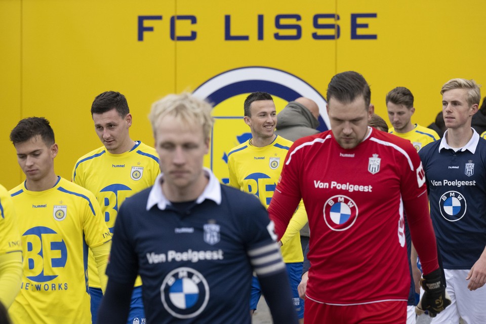 De spelers van FC Lisse, afgelopen zaterdag tijdens de thuiswedstrijd tegen Koninklijke HFC.