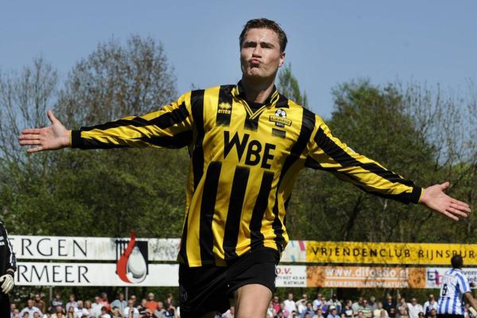 Martijn Gootjes, na weer een doelpunt voor Rijnsburgse Boys.