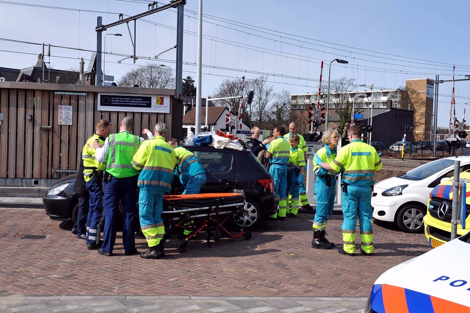 Meerdere gewonden bij kop-staartaanrijding in Leiden. Foto: Wilco Devilee