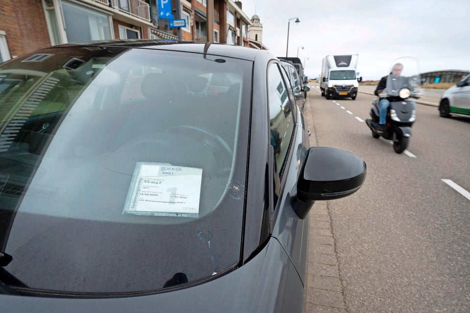 De Katwijkse parkeervergunningen worden gedigitaliseerd.