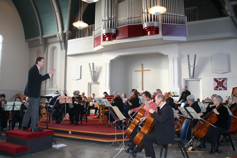 Een optreden van Sinfonietta Voorschoten in de Kruispuntkerk.