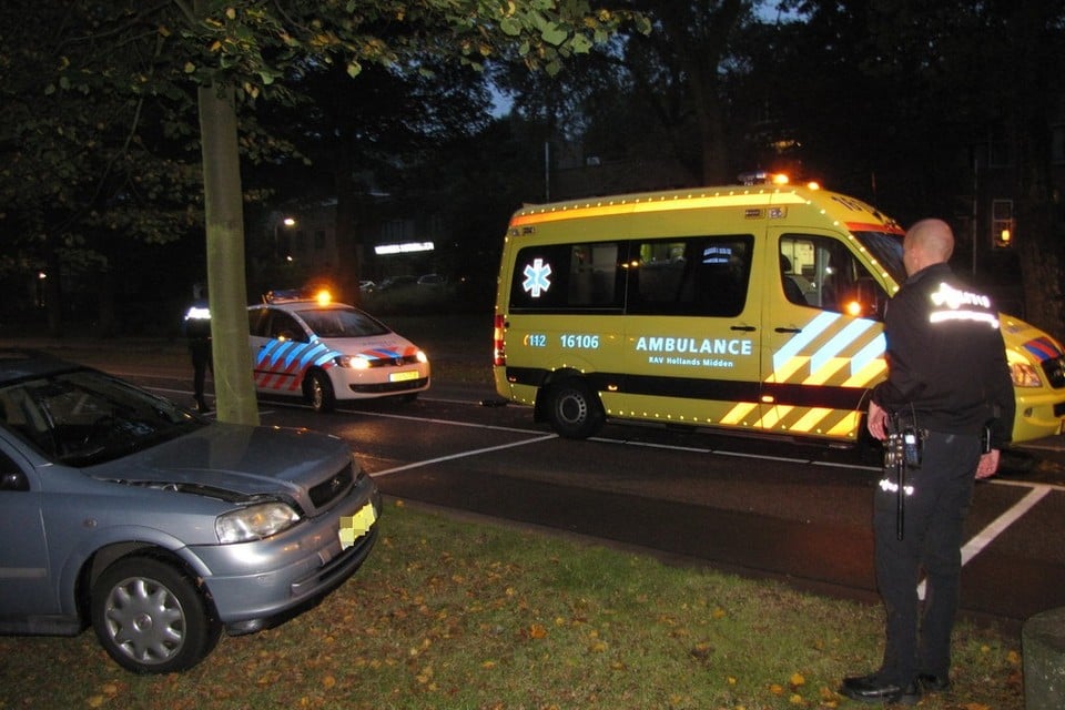 Persoon gewond bij ongeval Katwijk. Foto Leon Gielen