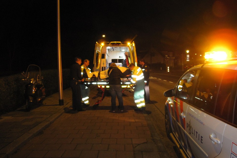 Ernstig gewonde na val met scooter in Katwijk. Foto: VOLmedia