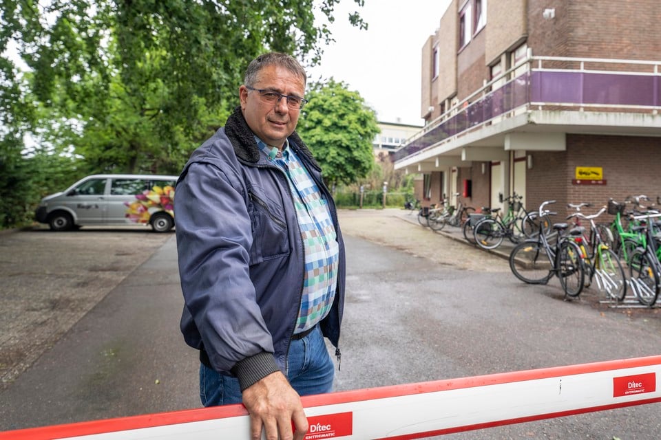 Peter Ruigrok bij Lowietje, de voormalige Nachtegaal. ,,Met arbeidsmigranten sta ik niet vooraan in de rij voor bouwlocaties.’’