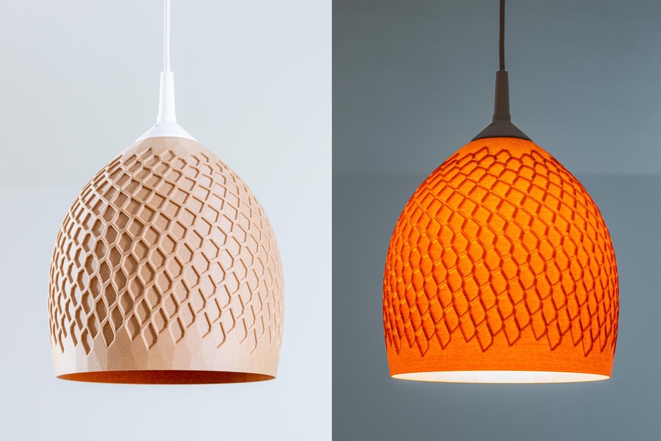 Twee door Bastiaan Luijk ontworpen hanglampen.