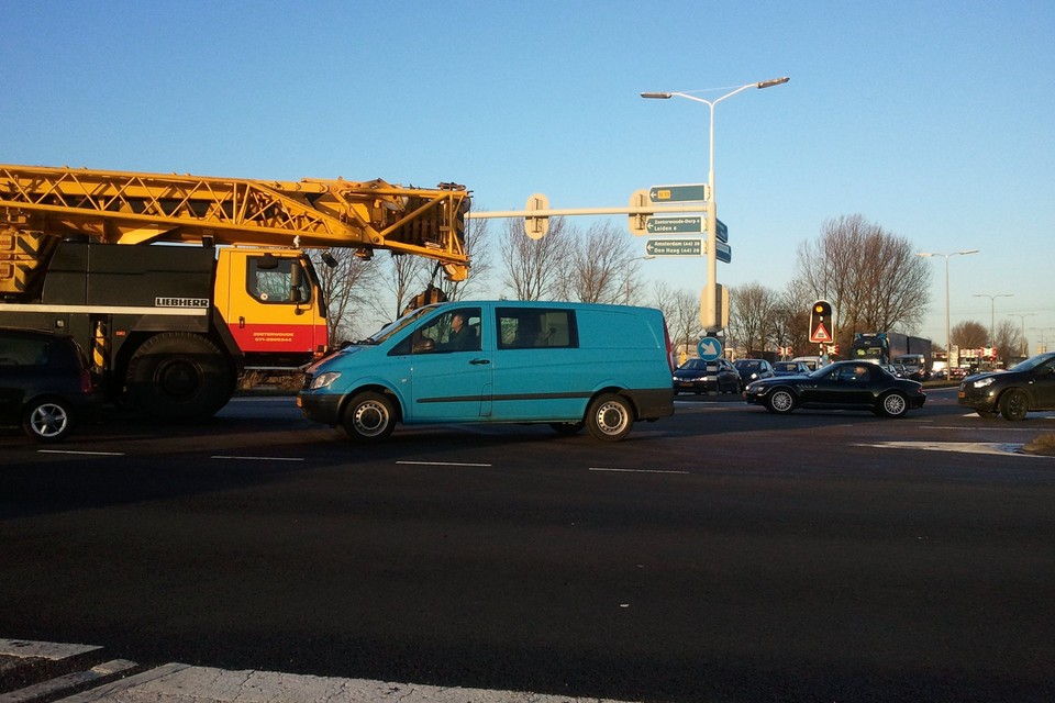 Storing verkeerslichten zorgt voor verkeershinder in Zoeterwoude/ Foto: Volmedia