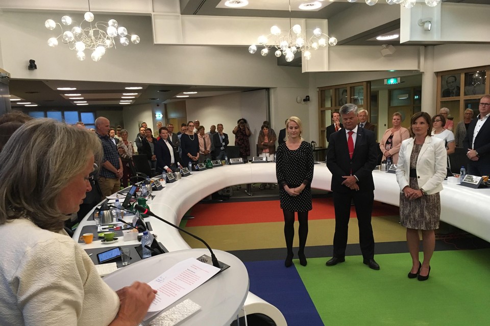 De installatie van de nieuwe wethouders in 2018 door burgemeester Lies Spruit met Jeanet van der Laan (D66), Kees van der Zwet (CDA) en Jolanda Langeveld (Nieuw Lisse)