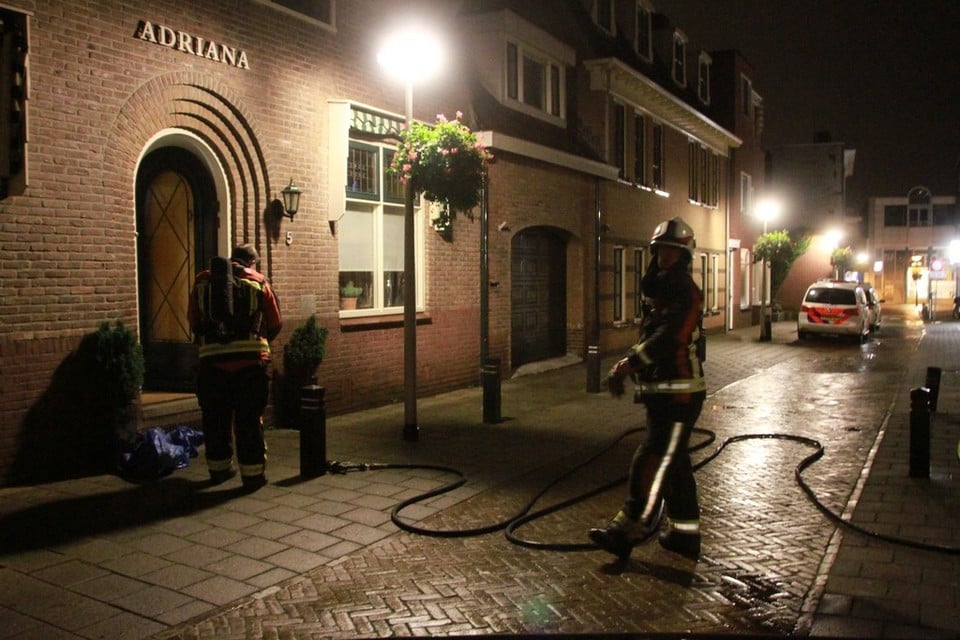Flinke schade door blikseminslagen in Noordwijk. Foto: Leon Gielen