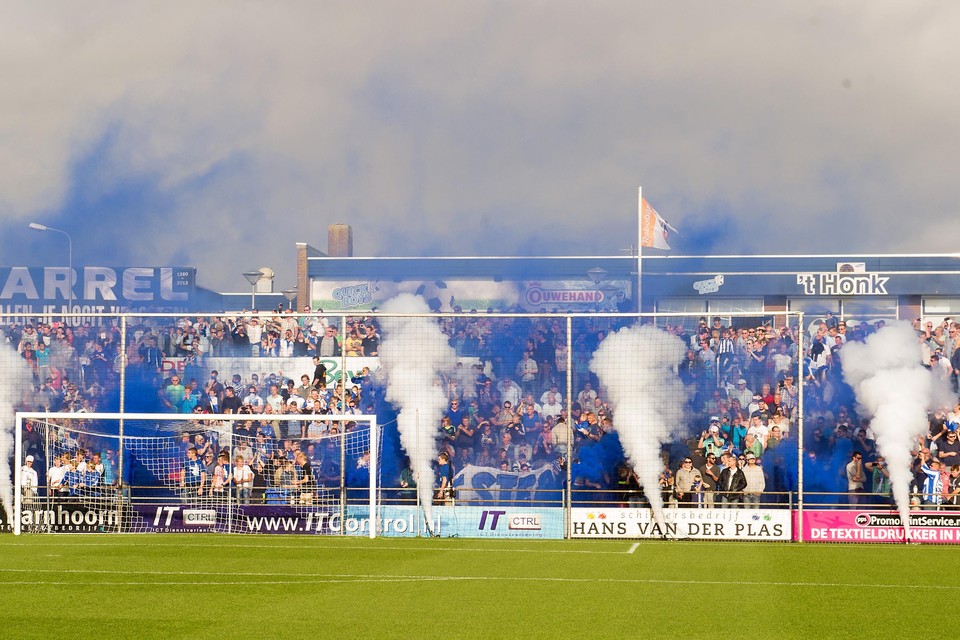 Sfeeracties voorafgaand aan Quick Boys - Katwijk in 2014.