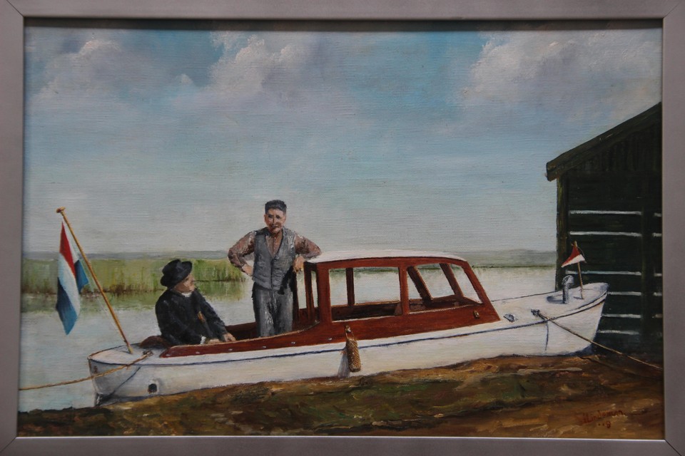 Schilderij op basis van een oude foto: Pastoor Derksen in zijn kerkbootje.