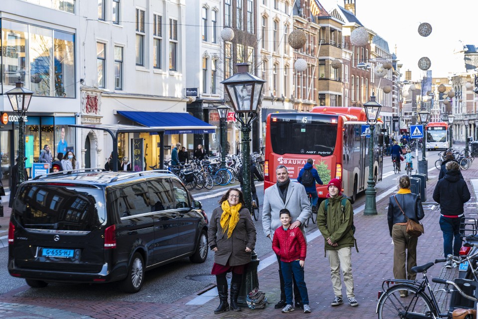 Eind vorig jaar voerde een groep actie voor kleinere bussen op de Breestraat.