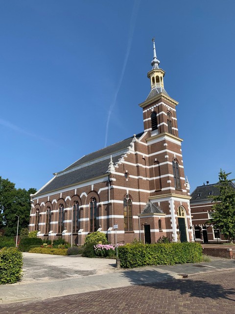 11.Hoofdstraatkerk, Hoofdstraat 73, 2351 AC LeiderdorpGereformeerd. Ingebruikname in 1891. Architect J.W. en G.W. Meyer.