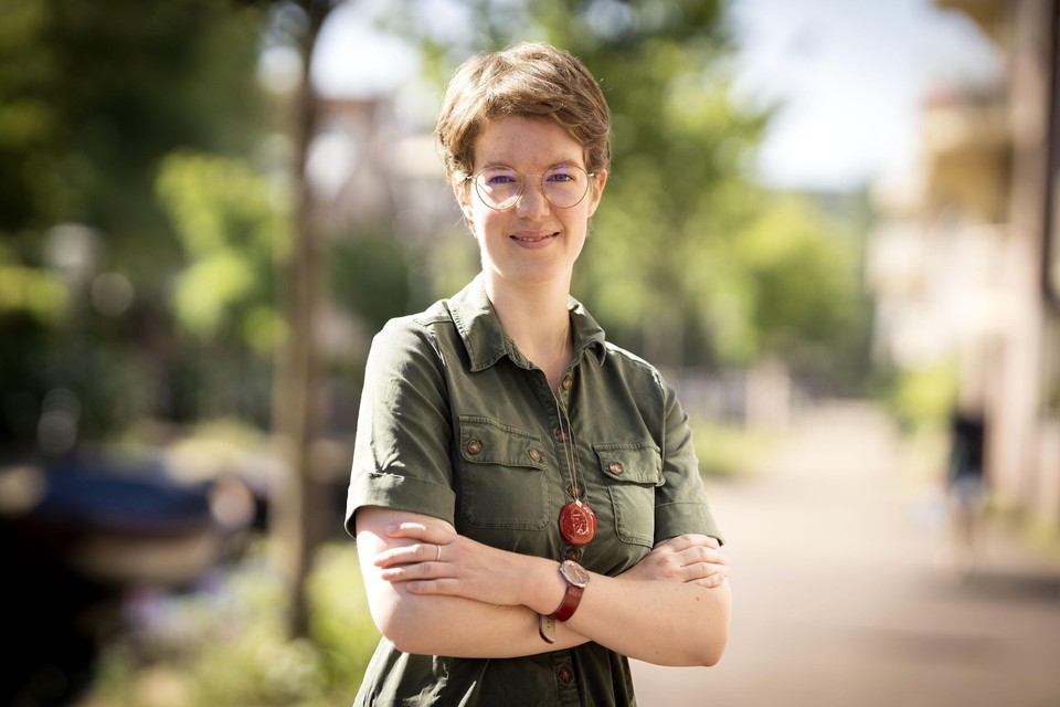 Dorine Schellens geeft colleges over Duitse literatuur en Russische cultuur bij Universiteit Leiden.