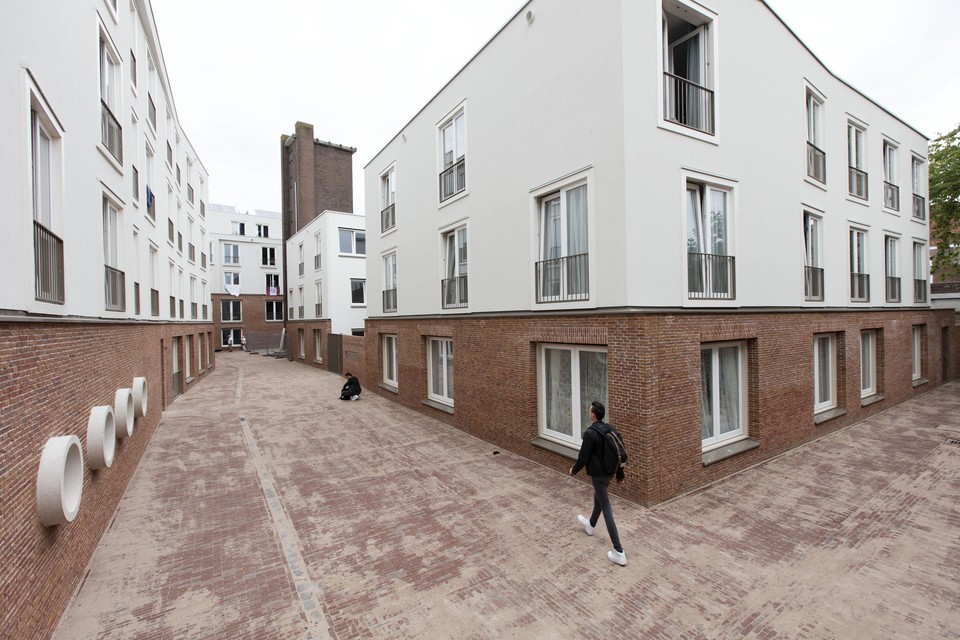 DUWO bouwde in 2016 een studentencomplex aan de Langebrug in Leiden.