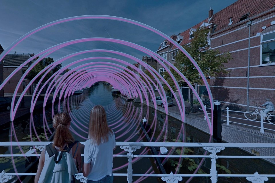 Het schetsontwerp van Kimsooja voor halve cirkels boven het water van de Oude Vest in Leiden.