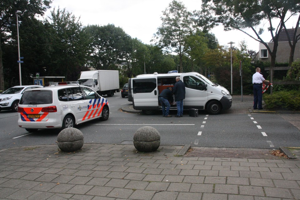 Steekpartij bij Winkelhof in Leiderdorp blijkt beroving. Foto Koen Jongen