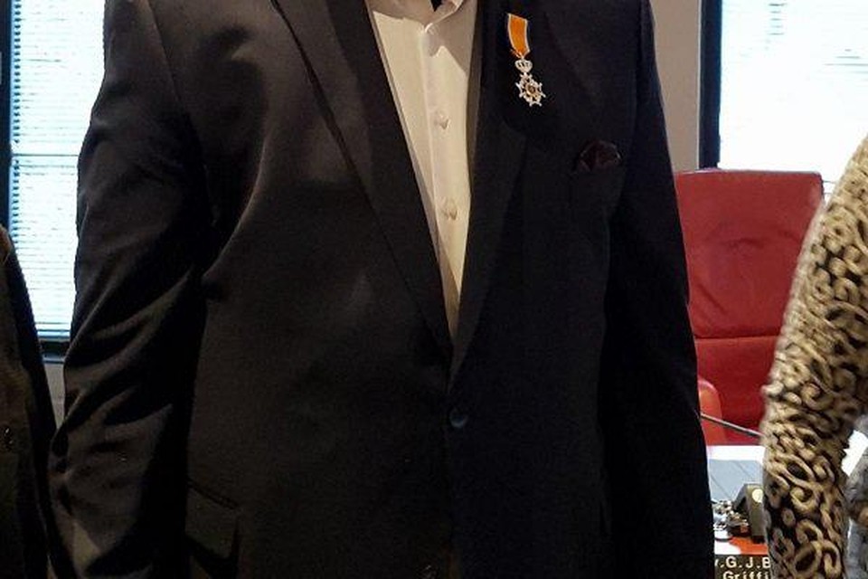 Jan Garhmann bij het ontvangen van zijn koninklijke onderscheiding in 2018.