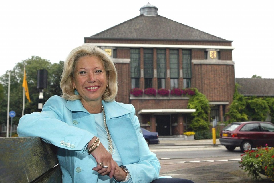 Wilma Verver toen ze nog burgemeester was in Voorschoten.