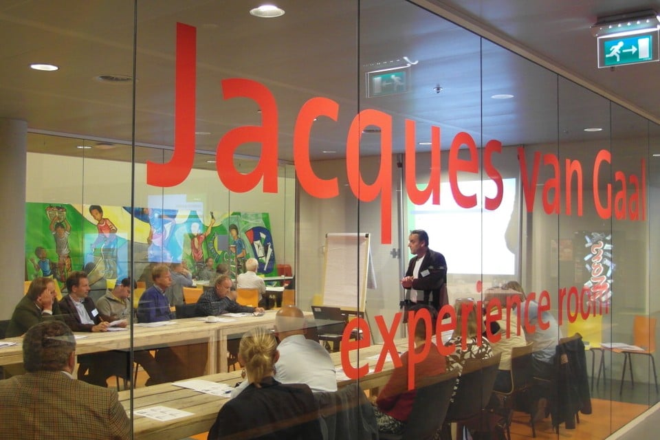 De Jacques van Gaal-zaal in ROC Leiden Lammenschans, gefotografeerd in 2012. Of de zaal nog zo heet is niet bekend.
