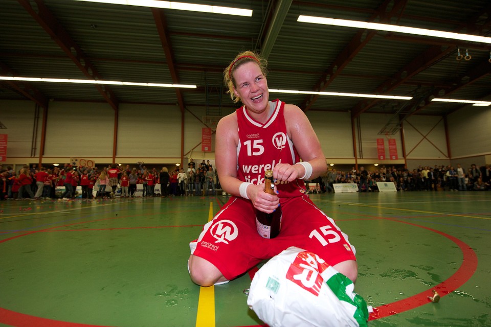 Marlous Nieuwveen in 2011, toen ze met Leiderdorp landskampioen werd. Archieffoto Orange Pictures